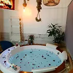 Le Marechal Duplex - Avec Jacuzzi - Hyper Centre * Caen