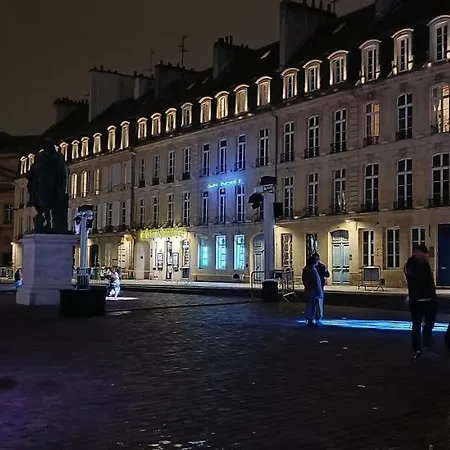 Apartament Le Marechal Duplex - Avec Jacuzzi - Hyper Centre